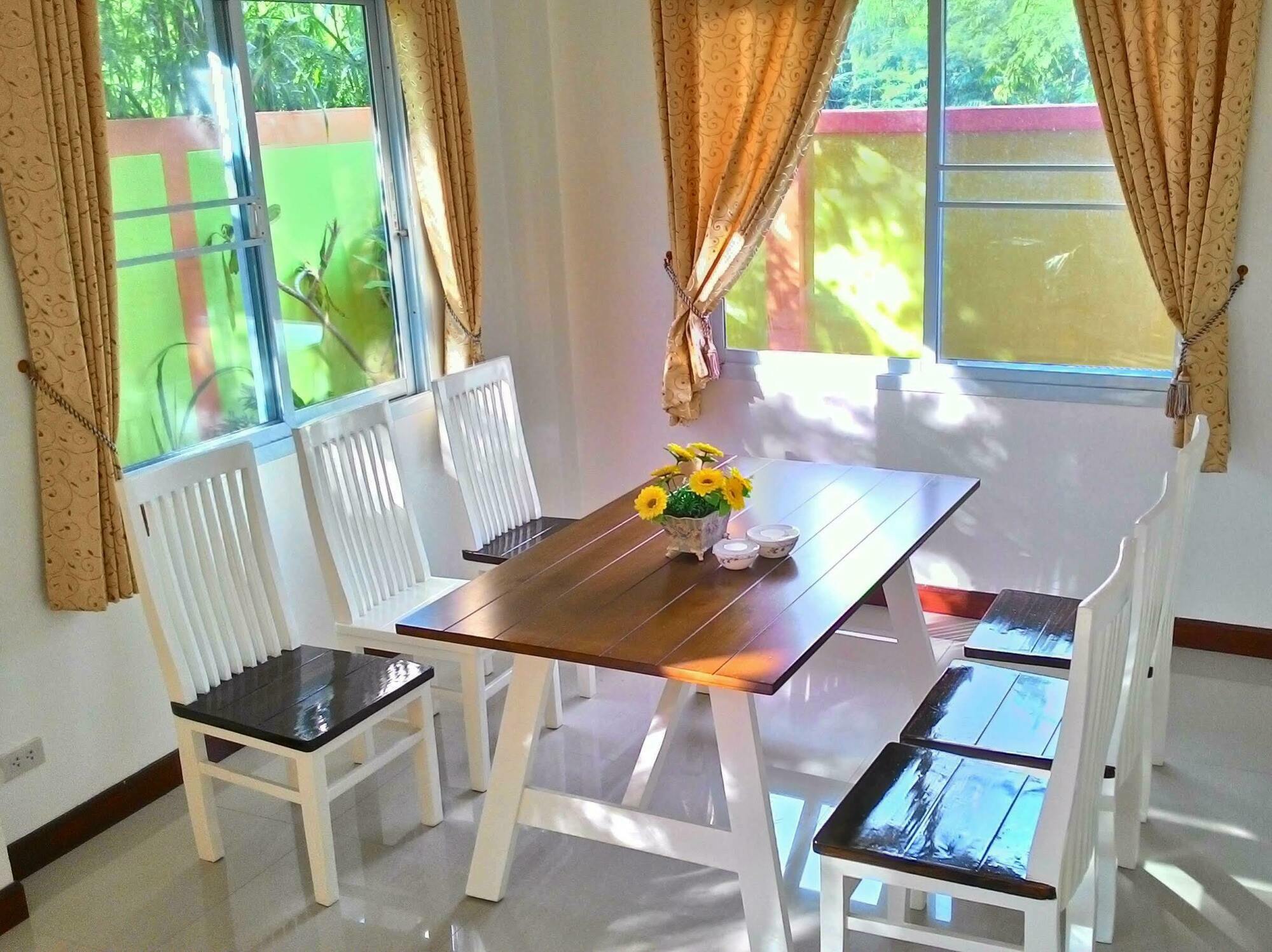 Orange Villa Chiang Mai Buitenkant foto