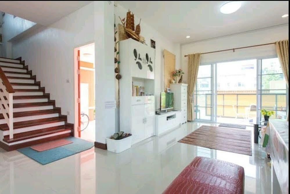 Orange Villa Chiang Mai Buitenkant foto